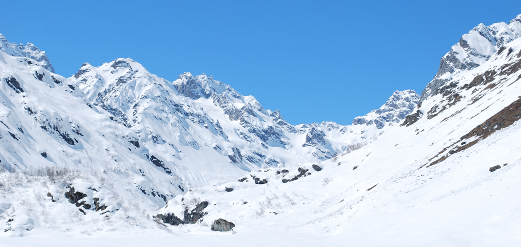 Skitour_in_Svaneti_region_(8)